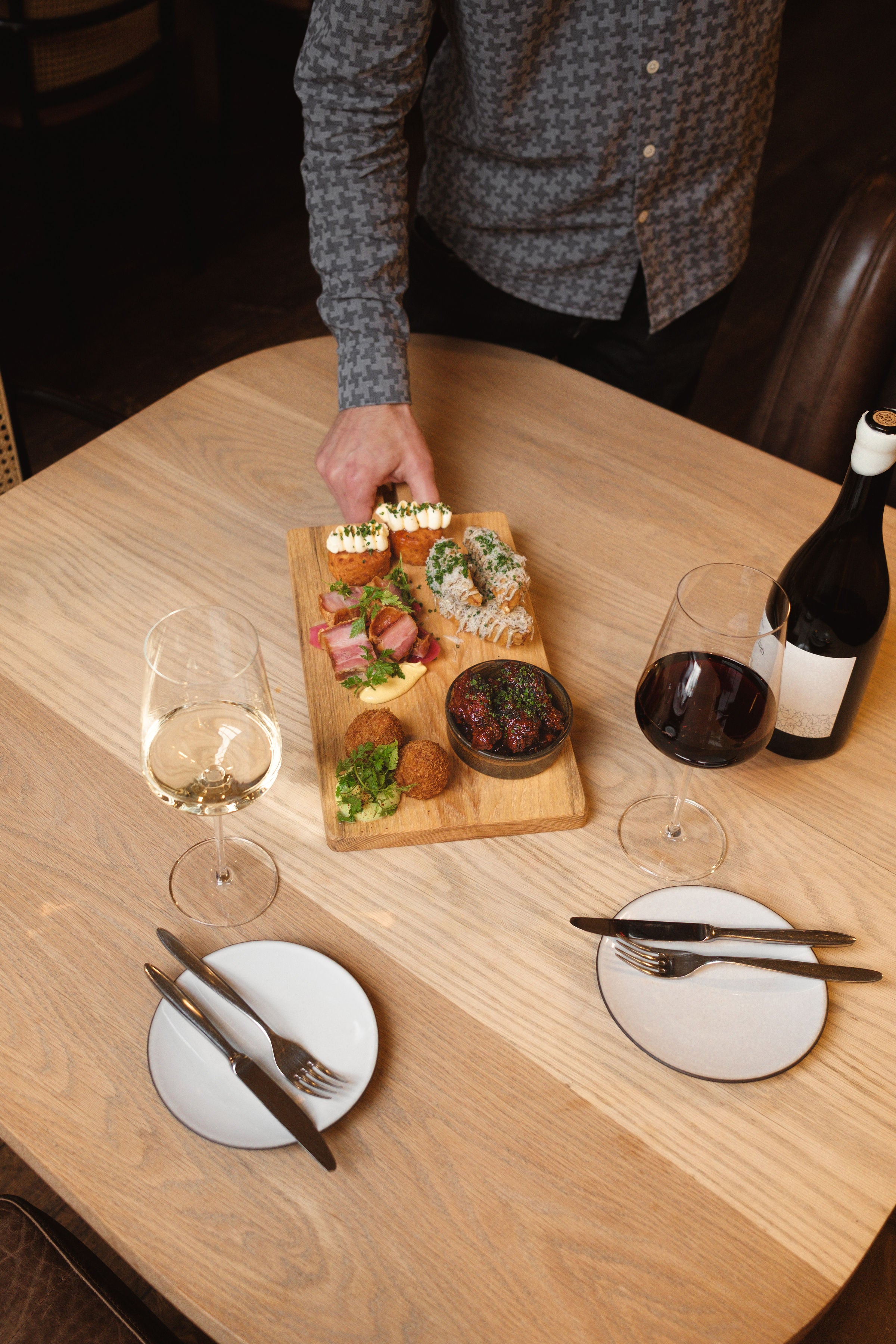Bottle & Bites: The easiest plan you’ll make this week- ELY Wine Bar, D2