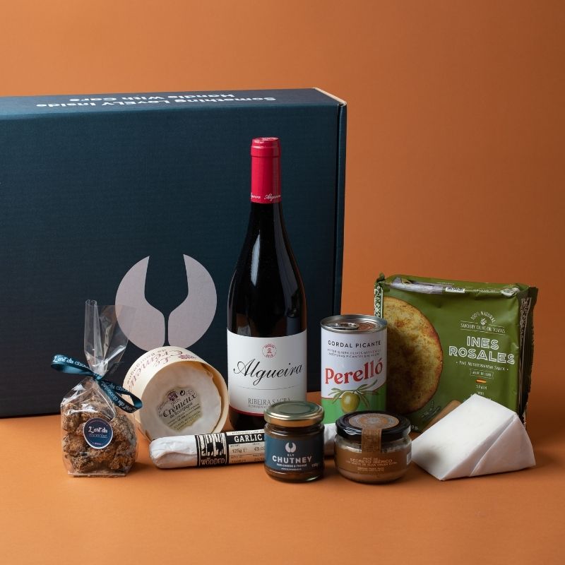 Niamh's Wine & Charcuterie Box